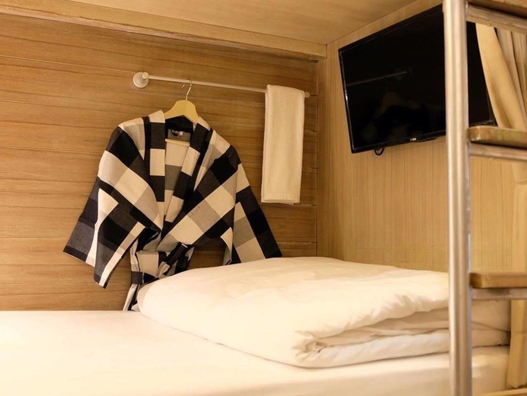בנגקוק Canale Hostel מראה חיצוני תמונה